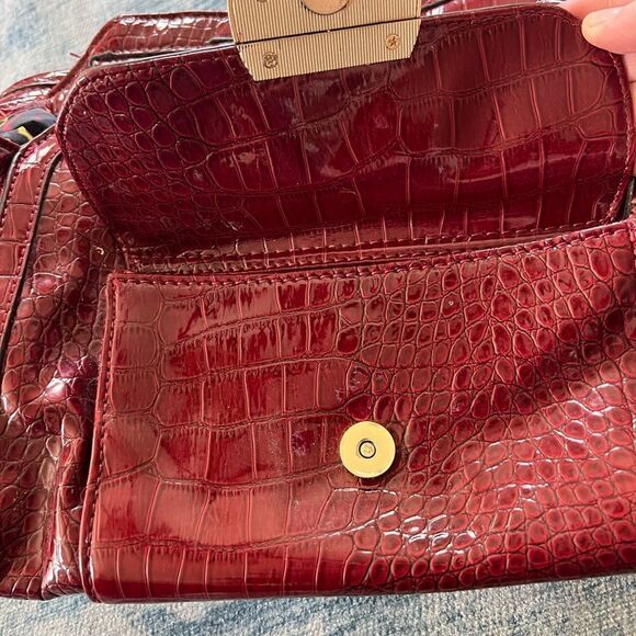 Anne Klein Dark Red Faux Patent Croc Leather Handbag w Gold Colored Accents - Picture 6 of 11